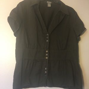 Curvy Sophisticated button-up business blouse